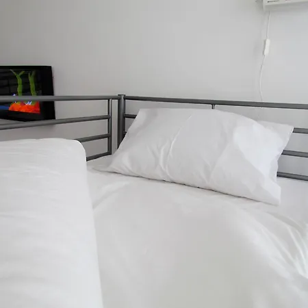 Alegria Hostal *
